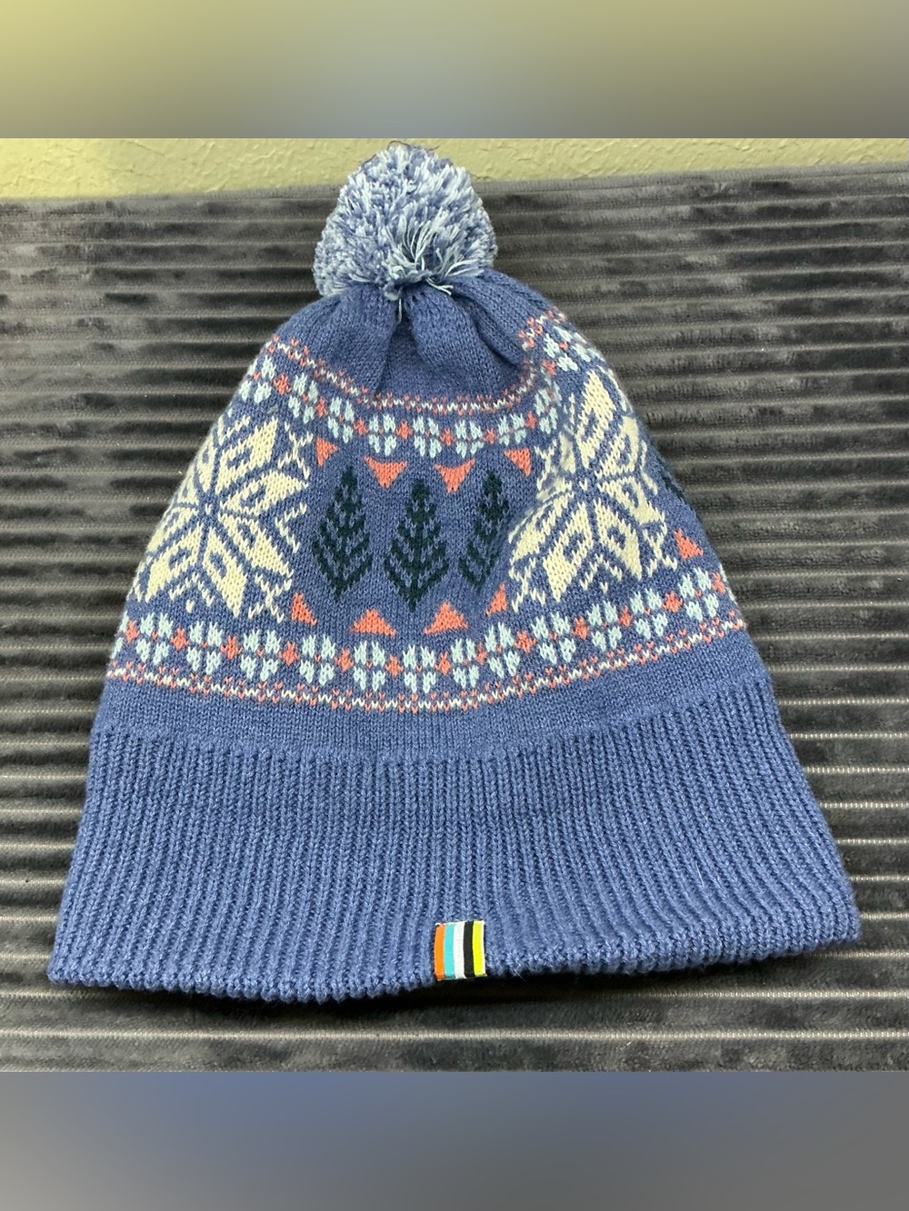 Smartwool Beanie Hat Blue Fair Isle Merino Wool Knit Snowflake Tree Winter Pom